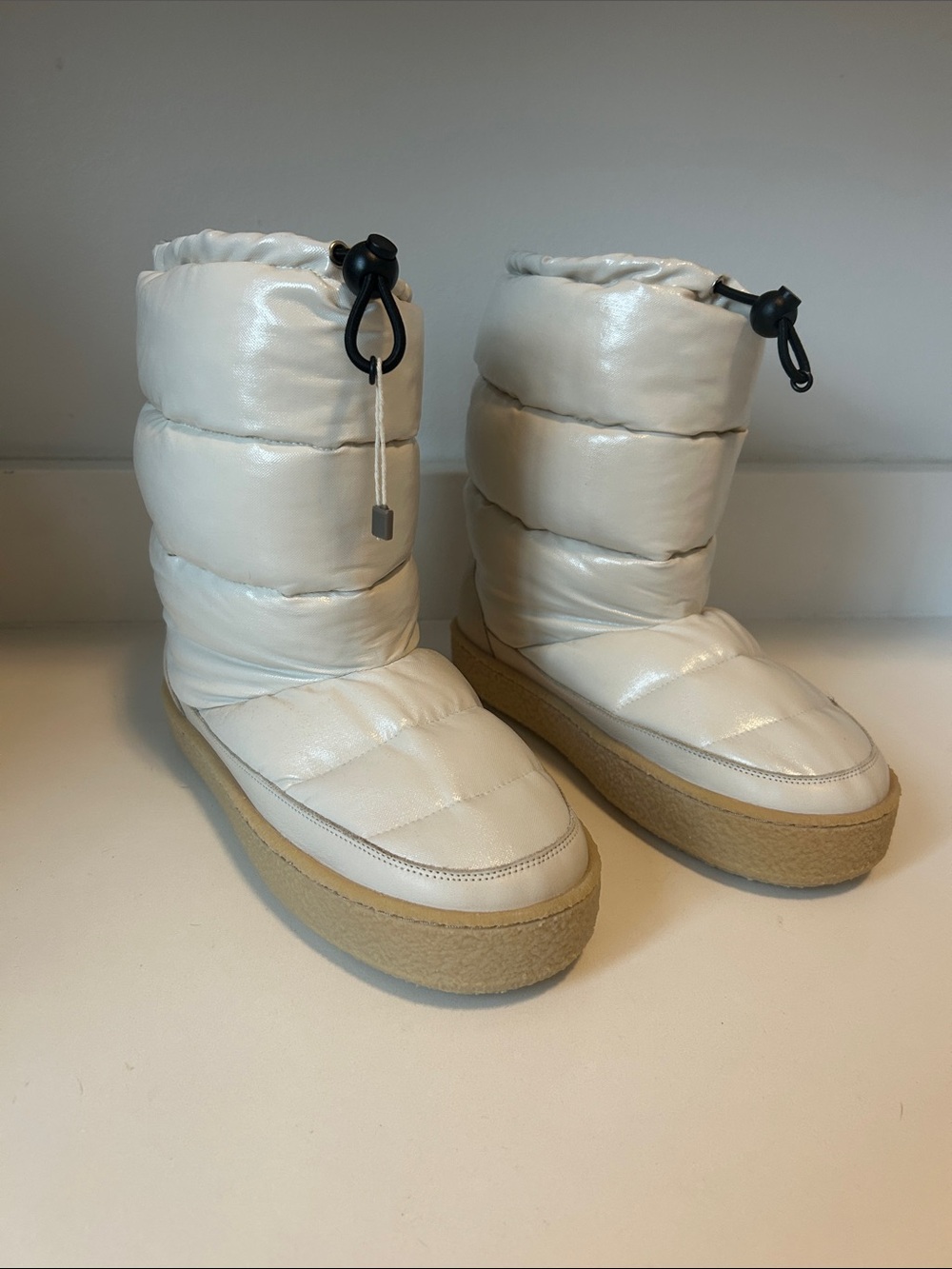Isabel Marant Ivory Padded Snow Boots - Picture 2 of 7